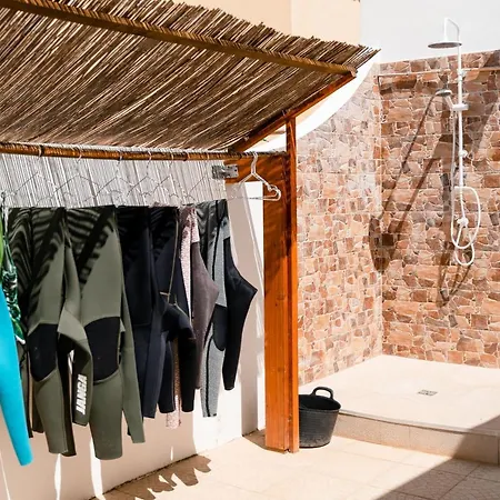 Lemontree Eco Surfhouse