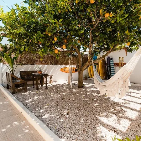 Lemontree Eco Surfhouse Pensión Sagres