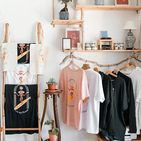 Lemontree Eco Surfhouse ゲストハウス