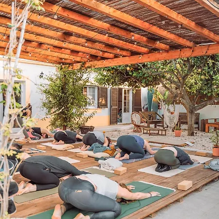 Lemontree Eco Surfhouse Pensión
