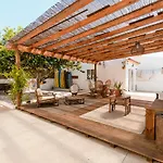 Lemontree Eco Surfhouse ゲストハウス サグレス
