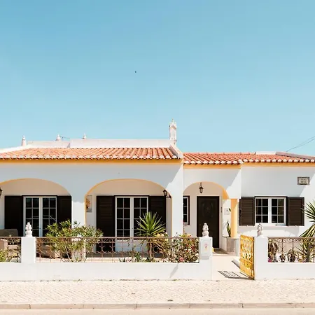 Pensjonat Lemontree Eco Surfhouse