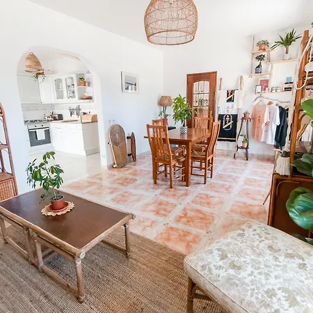 Lemontree Eco Surfhouse 게스트하우스 사그레스