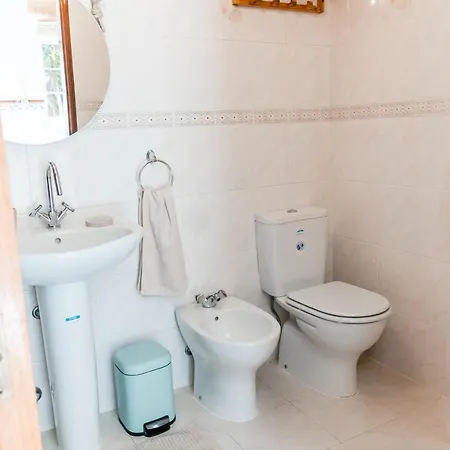 Lemontree Eco Surfhouse 게스트하우스 사그레스