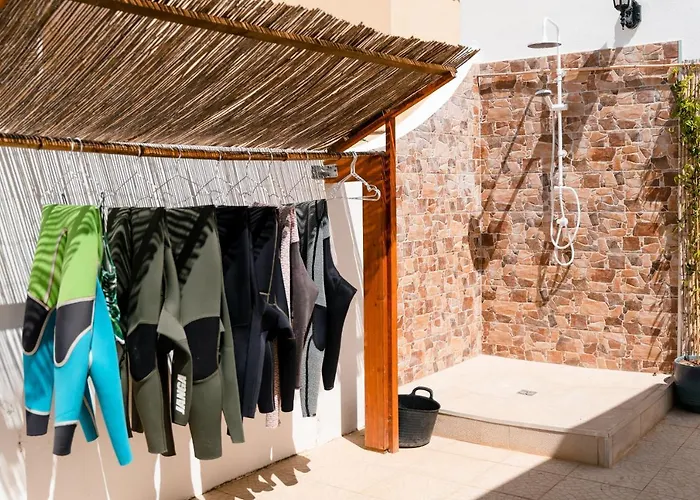 Lemontree Eco Surfhouse